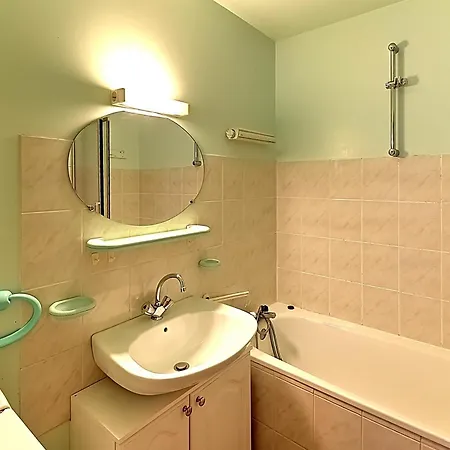 Διαμέρισμα Les Chenes Rouges - Appt Avec Piscine Partagee